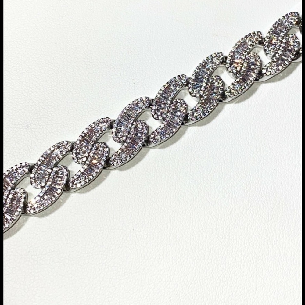 ICED OUT Silver Pave Stones Miami Cuban Link Statement bracelet 19” - Picture 2 of 10